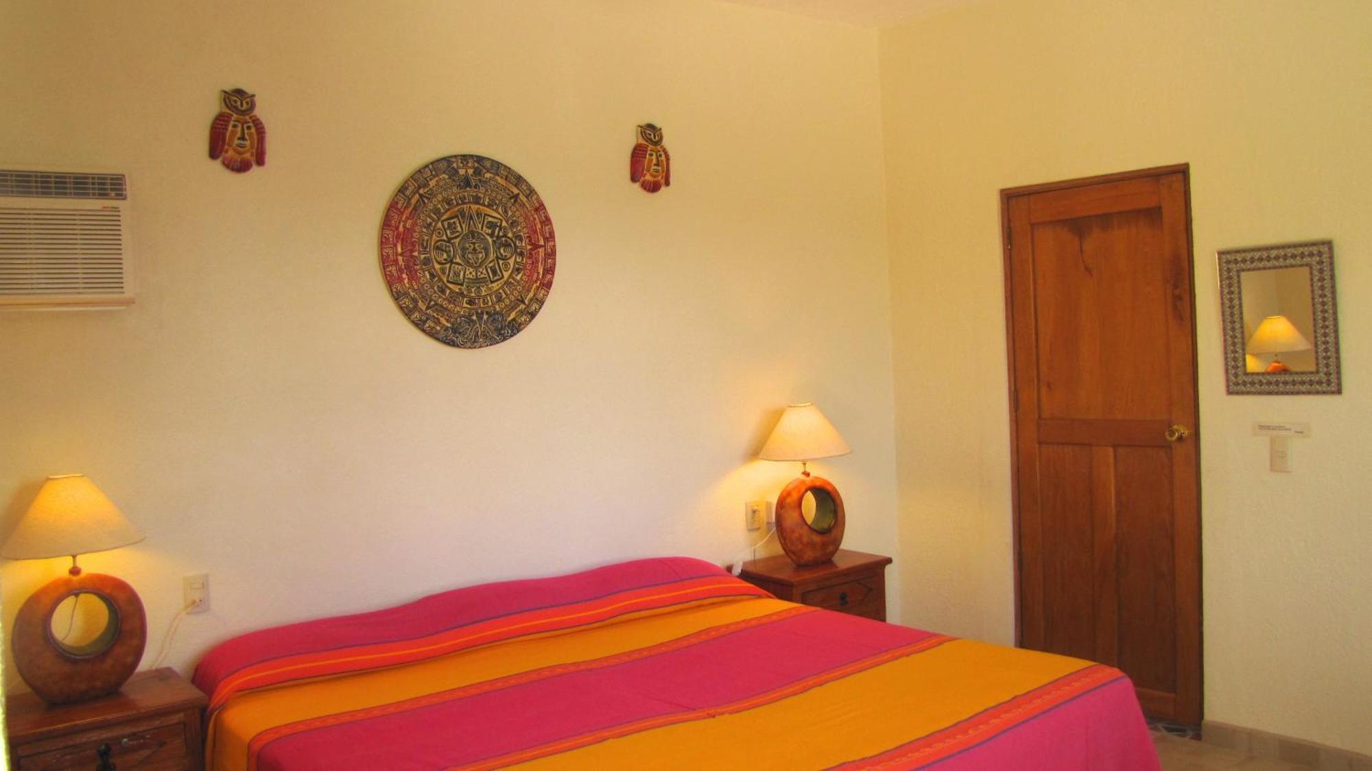 La Paloma Oceanfront Retreat Hotel San Patricio Melaque Ruang foto