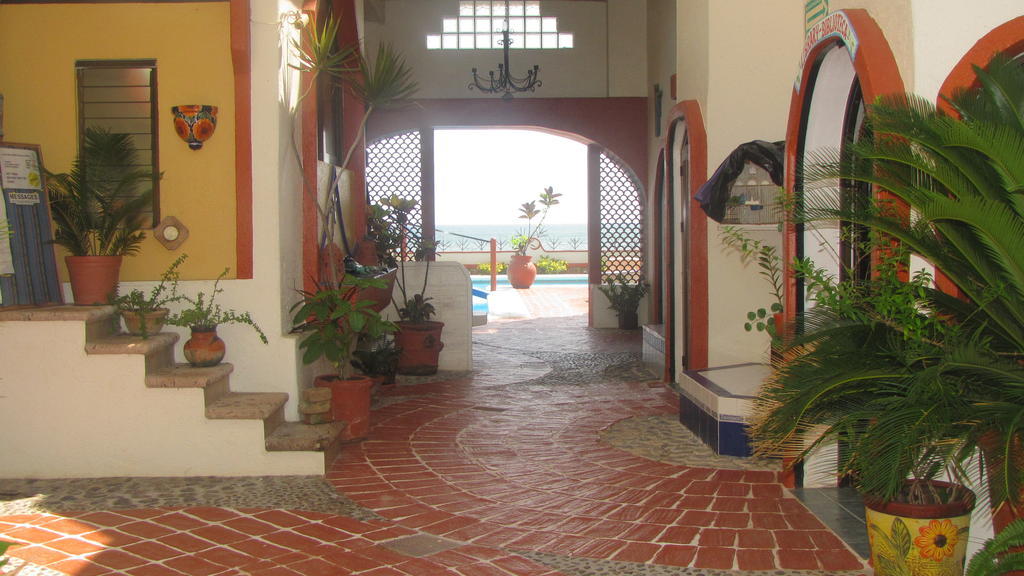 La Paloma Oceanfront Retreat Hotel San Patricio Melaque Bagian luar foto
